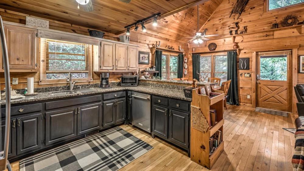 Almost Heaven by Escape to Blue Ridge Exterior foto